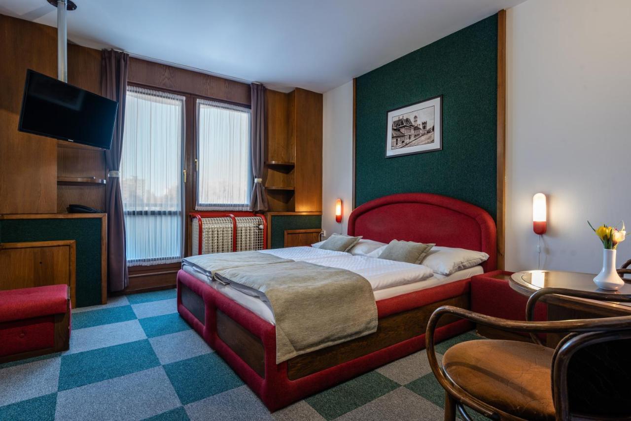 Hotel Poprad Eksteriør bilde